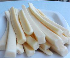 名冠牛肉干新站上線 試嘗 內蒙奶酪 口感順滑 軟