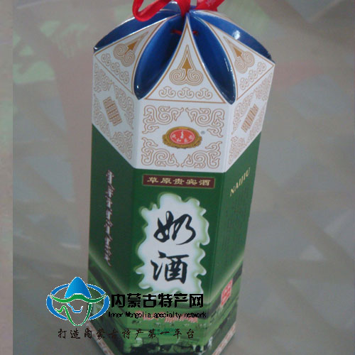 內(nèi)蒙古草原奶酒